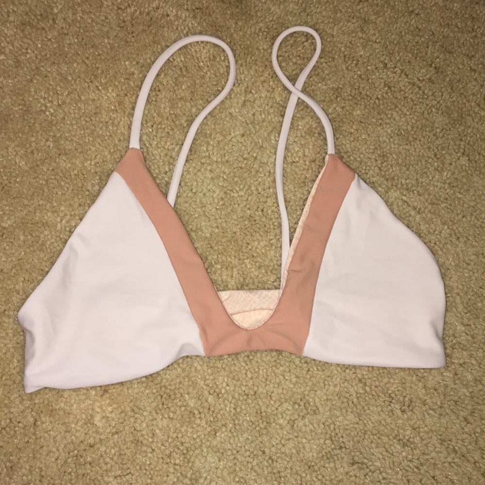 Acacia swimwear pupukea bikini top